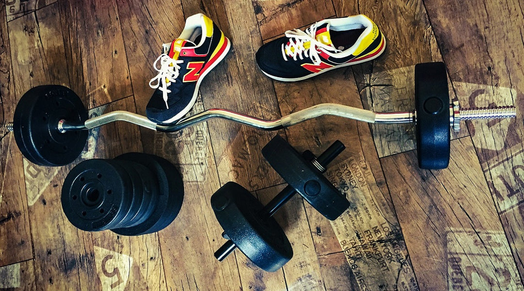 dumbbells-Barbell_Shoes_titan-sports